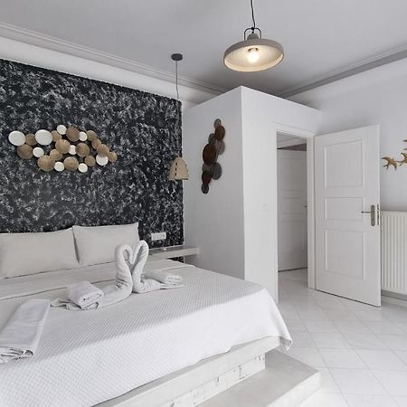 3 Bedroom House Included Free Car Rental Perissa  Exterior photo
