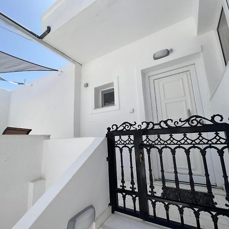 3 Bedroom House Included Free Car Rental Perissa  Exterior photo
