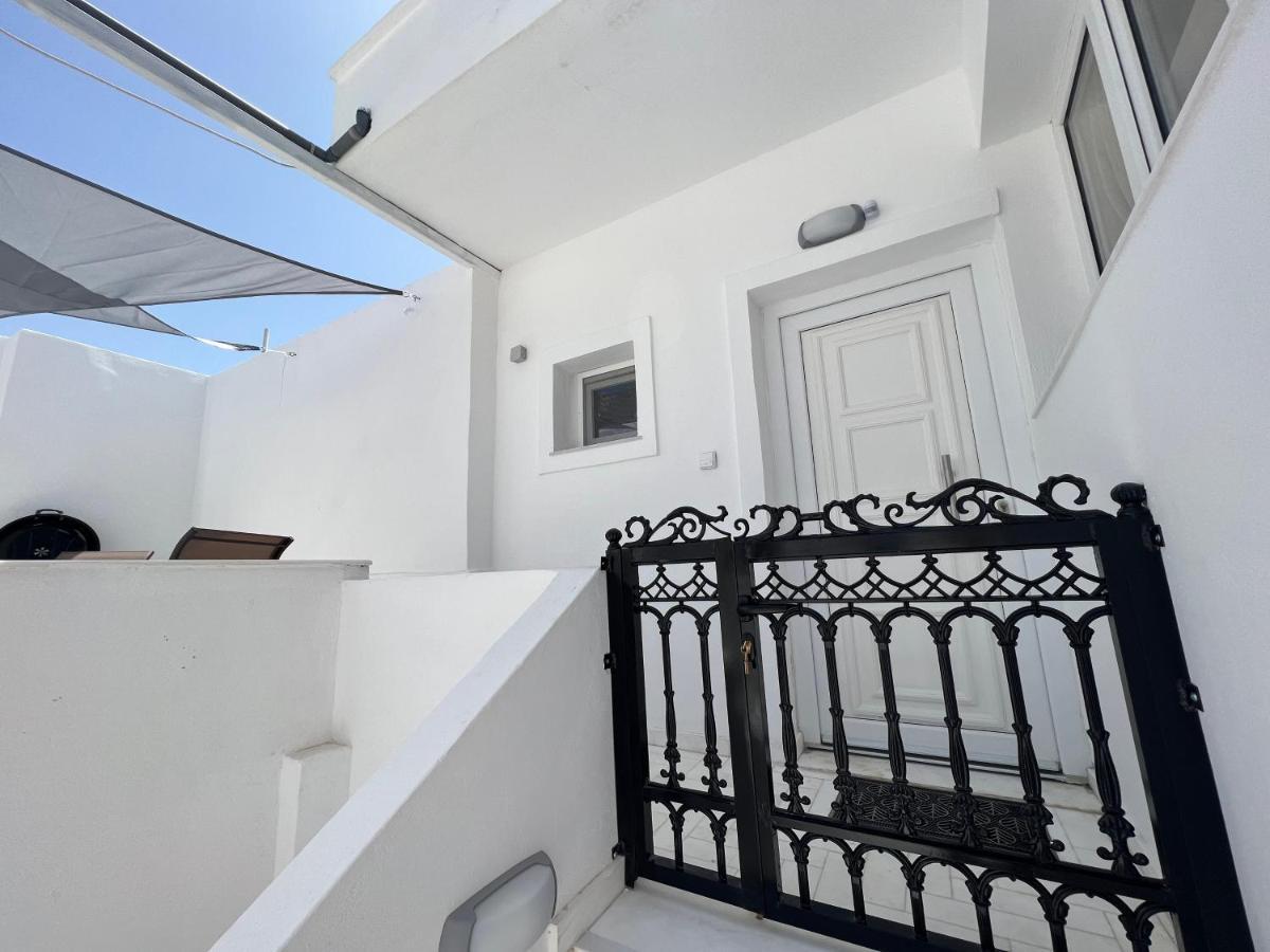 3 Bedroom House Included Free Car Rental Perissa  Exterior photo