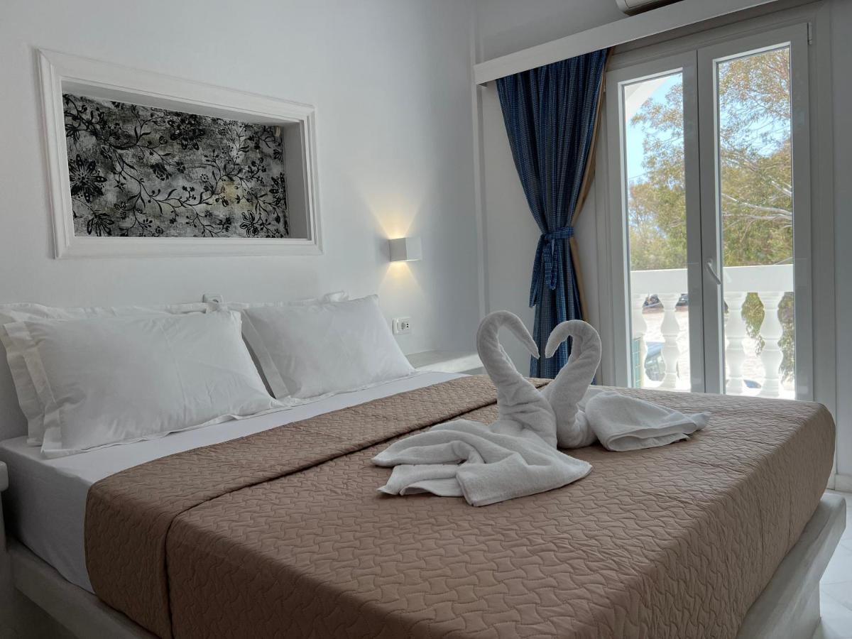 3 Bedroom House Included Free Car Rental Perissa  Exterior photo